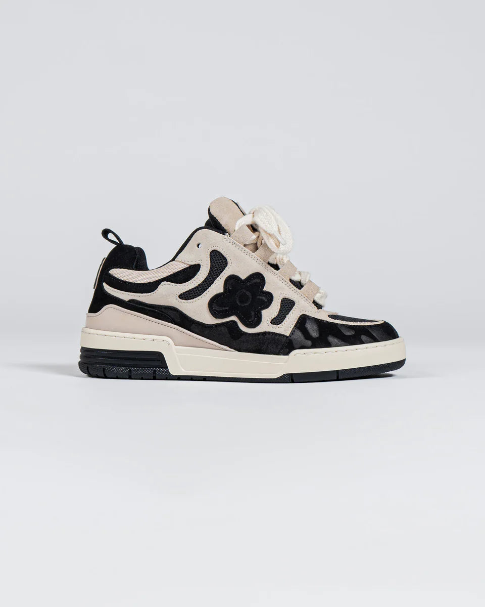 Flower Instincts Sneakers Black Tar
